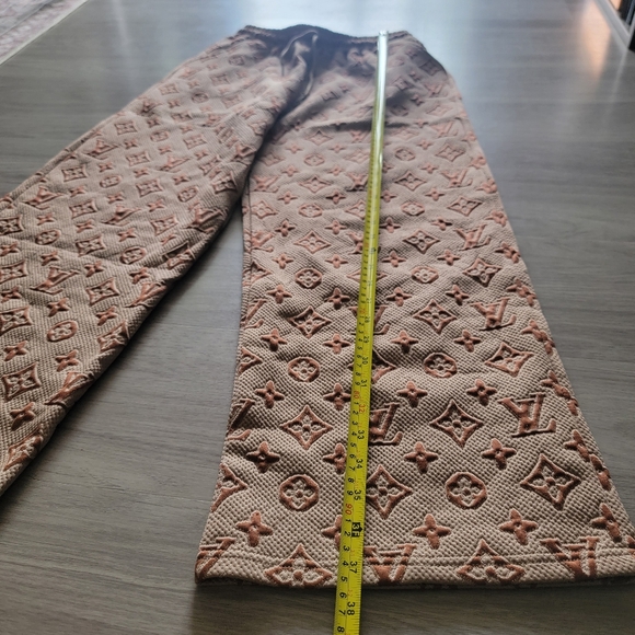 Sale🎉 Stylish Embossede Monogram Jogger Pants - Picture 5 of 6
